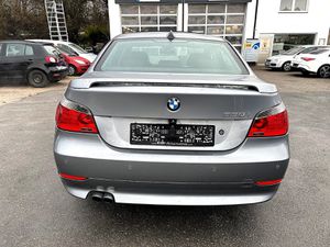 BMW 530 Baureihe 5 Lim. i/VOLL/HEAD-UP/SSD/KOMFOR