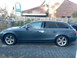 AUDI A4 Avant Ambiente/ALCANTARA/XENON/AUTOMATIC/NAVI