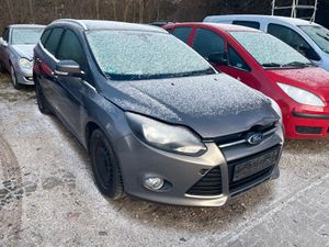 FORD Focus Turnier Titanium/KLIMA/MOTORSCHADEN/SITZHE