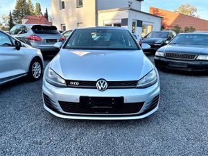 VW Golf VII Lim. GTD/ACC/NAVI/XENON/SOUNDM/1.HAND!!