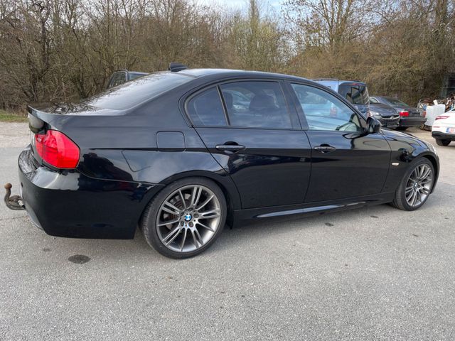 BMW 318 Baureihe d/M-PAKET/XENON/AHK/18&quot;TOP&quot;/SHZ/