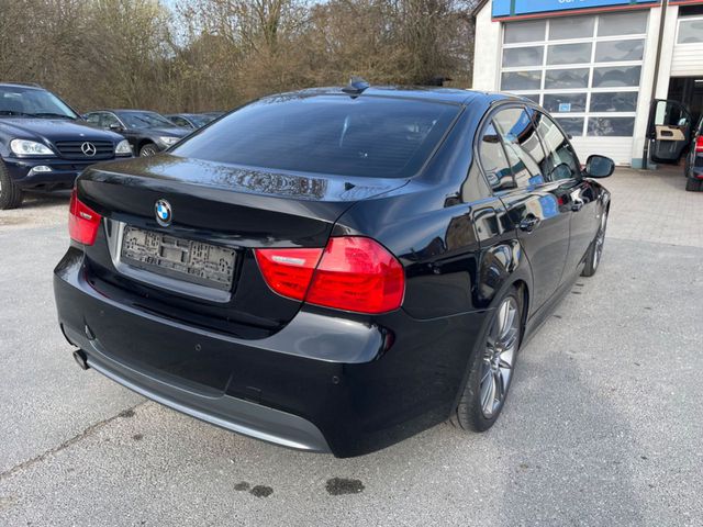 BMW 318 Baureihe d/M-PAKET/XENON/AHK/18&quot;TOP&quot;/SHZ/