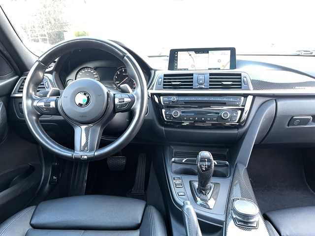 BMW 330 i xDrive Sport Line/M-Performance/SSD/NAVI