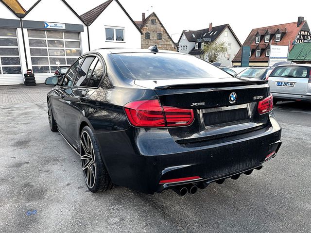 BMW 330 i xDrive Sport Line/M-Performance/SSD/NAVI