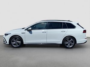 VW Golf VIII Variant 1.5TSI R-LINE*MATRIX-LED*PANO*