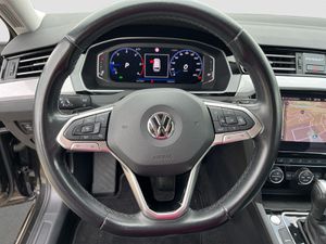 VW Passat Variant