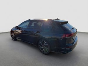 VW Golf VIII Variant 1.5TSI*R-LINE*AHK*LED-PLUS*NAV