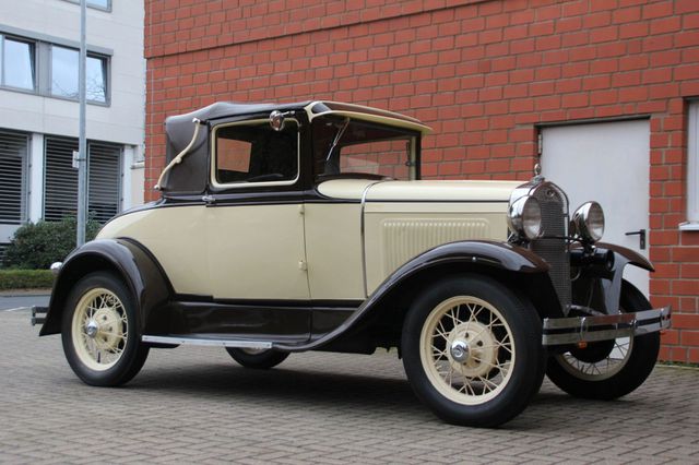 FORD Andere Model A Sportcoupe RHD, mit Schwiegermuttersitz!