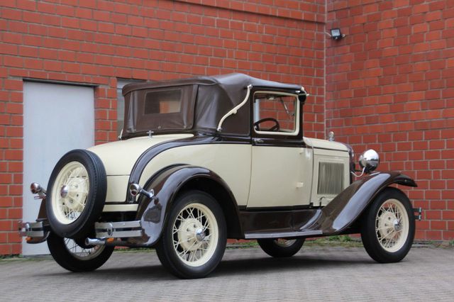 FORD Andere Model A Sportcoupe RHD, mit Schwiegermuttersitz!