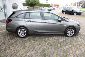 OPEL Astra 1.2 Turbo Sports Tourer Edition