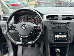 VW Caddy 1.4 TSI BMT Comfortline|Navi|AHK|SHZ|FLTÜR