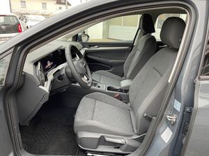 VW Golf VIII Variant 1.5 TSI Life|Navi|ACC|SHZ|PDC