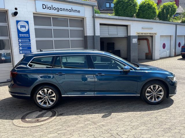 VW Passat Variant