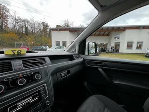 VW Caddy Kasten 2.0 TDI Sortimo Werkstatteinbau EU6 SHZ AHK