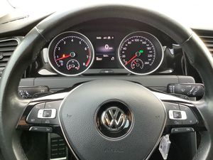 VW Golf VII 1.2  TSI DSG Allstar GRA Navi SHZ PDC