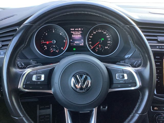 VW Tiguan Allspace 2.0 TDI DSG R-Line  4M. AHK LED