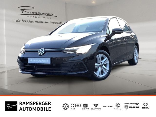 VW Golf VIII 1.5 TSI Life ACC LED Navi SHZ PDC