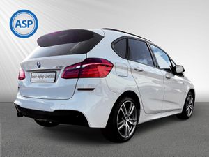 BMW 218 i M Sport NAVI LED AHK