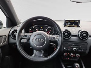 AUDI A1 1.4 16V TFSI S-LINE XENON NAVI A1