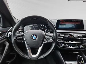 BMW 540 d xDrive  LASER NAVI HEAD-UP AHK GLASDACH 540