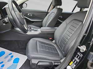 BMW 330 e Touring Advantage AHK LEDER LIVE COCKPIT 330