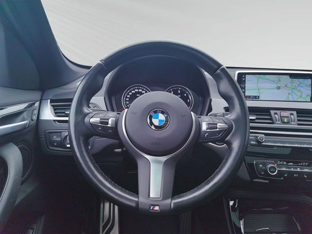 BMW X1 sDrive 18 d M Sport AHK PANO LED LEDER APPLE X1