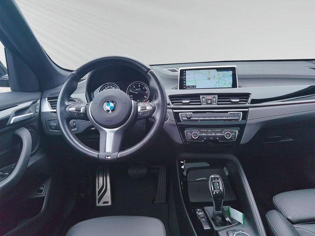 BMW X1 sDrive 18 d M Sport AHK PANO LED LEDER APPLE X1