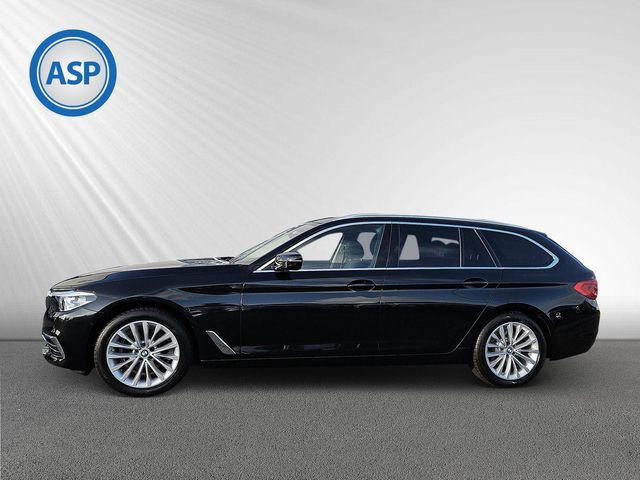 BMW 520 i Touring Luxury Line PANORAMA LED DRIVING A 520