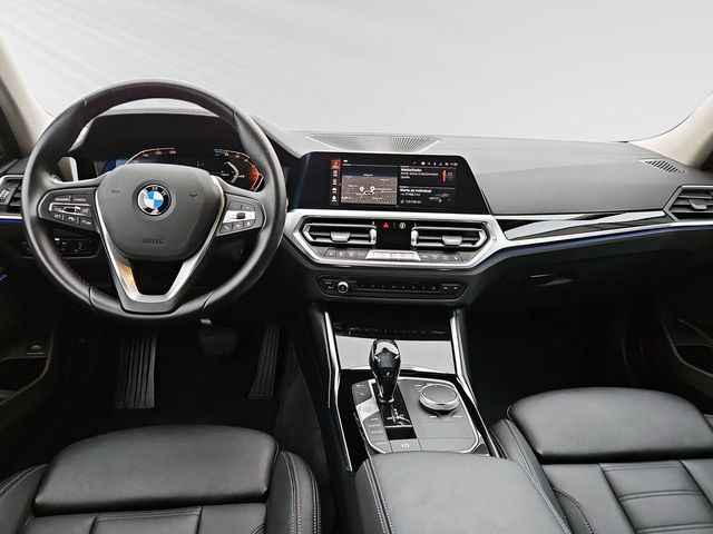 BMW 320 d Luxury Line LEDER PANO ANHÄNGERZUG 320