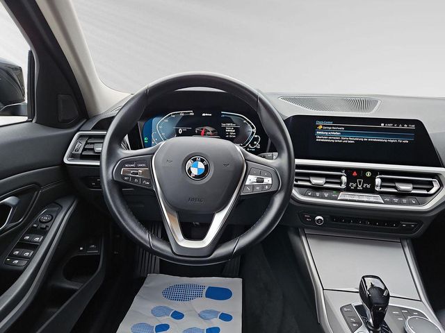 BMW 330 e Touring Advantage AHK LEDER LIVE COCKPIT 330