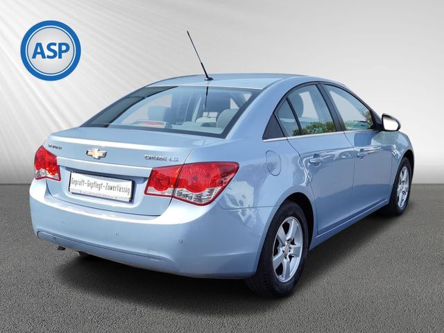 CHEVROLET Cruze LS 