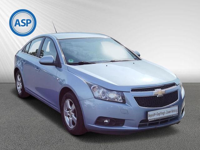 CHEVROLET Cruze LS 