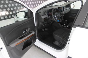 DACIA Sandero Stepway TCe 90 Comfort   (  S.C. )