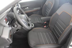 DACIA Sandero Stepway TCe 90 Comfort   (  S.C. )