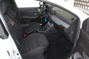 DACIA Sandero Stepway TCe 90 Comfort   (  S.C. )