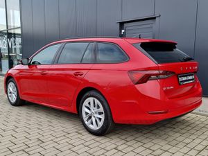 SKODA Octavia Combi IV 1.5 TSI ACT DSG Style Navi PDC 17Alu