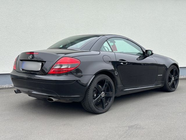 MERCEDES-BENZ SLK 200