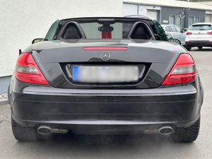 MERCEDES-BENZ SLK 200