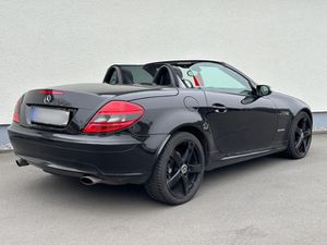 MERCEDES-BENZ SLK 200