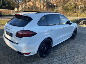 PORSCHE Cayenne GTS*PDCC,Luft,Pano,Kamera,el.AHK,2.Hand*