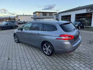 PEUGEOT 308 SW HDI FAP Allure*Navi,Automatik,1.Hand*