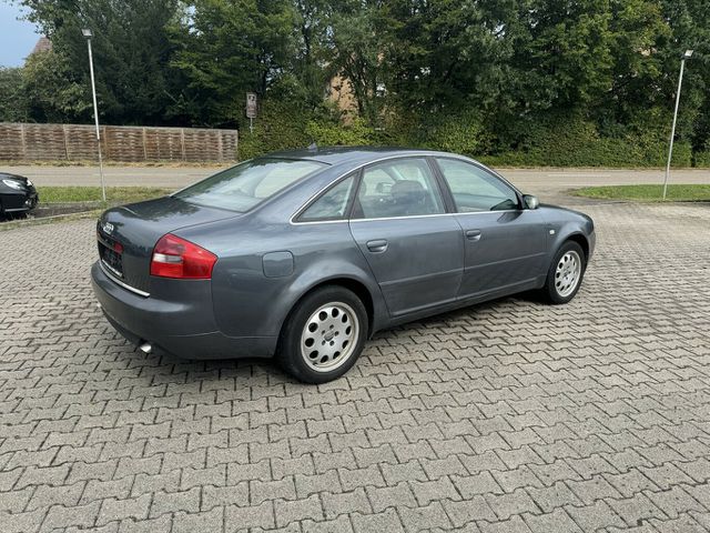 AUDI A6 2.4 Quattro