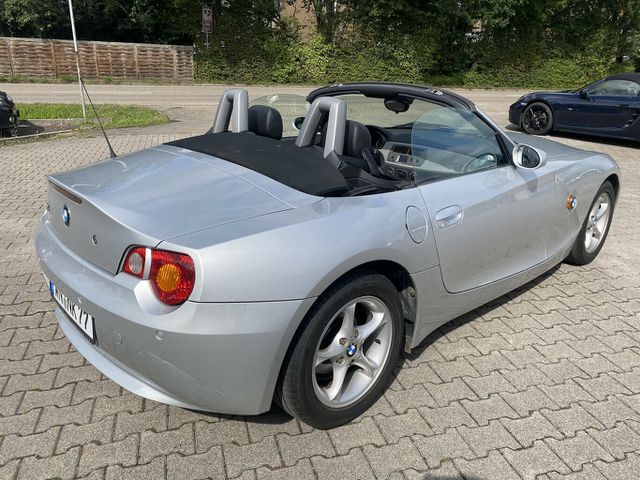 BMW Z4 E85 2.5i Cabrio *Leder, Navi, Xenon, Deutsch*