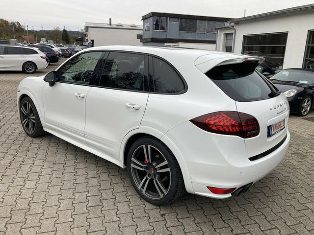 PORSCHE Cayenne GTS*21'' Alu,Rear Seat,Chrono,PDLS,Kamera