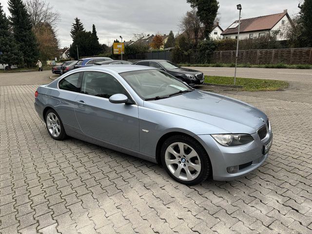 BMW 330 i*Leder,Xenon,Automatik,guter Zustand*