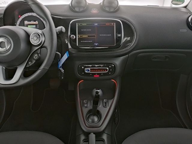 SMART fortwo EQ Passion Exclusive 22kW JBL LED Kamera