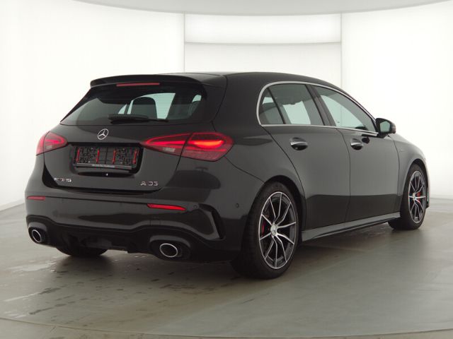 MERCEDES-BENZ A 35 AMG 4Matic Premium Panorama AHK Perf. Sitze