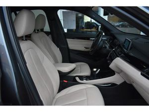 BMW X1 sDrive20i Aut. xLine Navi PanoDach AHK Leder