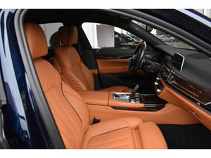 BMW 730 d xDrive M-Paket Glasdach Standhzg Laser