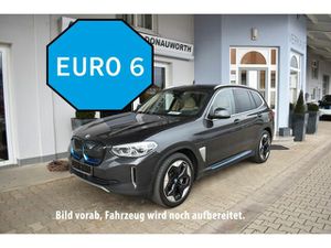 BMW iX3 Impressive Pano Abstandstempomat Sportfahrw